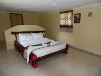 Mara Ndovu Lodge Hotels in Ololaimutiek Village