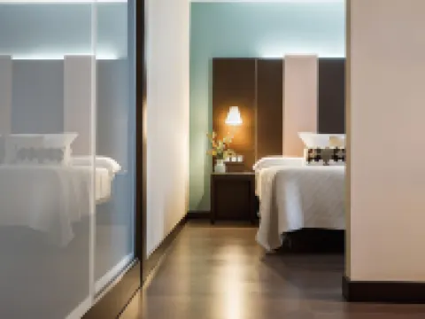 Azz Pamplona Norte Hotels near Pamplona