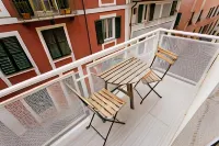Elegant Apartments 5 Terre la Spezia