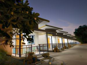 บ้านชมฟ้า - Bann Chomfah Resort & Cafe
