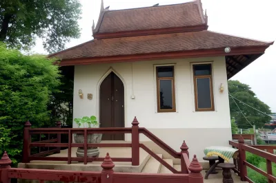 Ayutthaya Garden River Home Các khách sạn gần Wat Niwet Thammaprawat