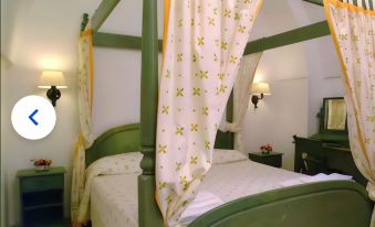 Double Room in Ancient Masseria Near the Sea in a Quiet Olive Trees.