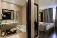 LCB Hotel Fuenlabrada Отели рядом с достопримечательностью «Universidad Rey Juan Carlos»