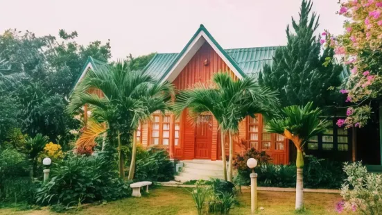 Chiangkhan Greenview Resort