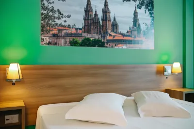 Tri Hotel Smart Criciuma Отели рядом с достопримечательностью «Praça Nereu Ramos»