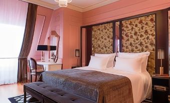 Dom Boutique Hotel by Authentic Hotels