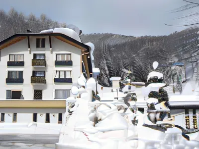 Nozawa Grand Hotel Hotels near Oborozukiyo no Yakata Hanzan Bunko