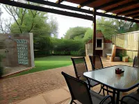 Stone Hill Hotels near Maropeng: Official Visitor Centre for the Cradle of Humankind World Heritage site