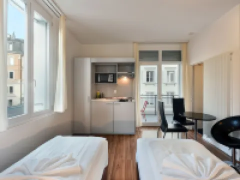 Swiss Star California - Self Check-IN Hotels in Zürich