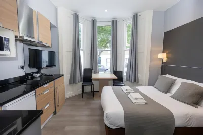 Axiom W6 Hotel