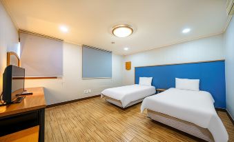 Yeongju Punggi Tourist Hotel