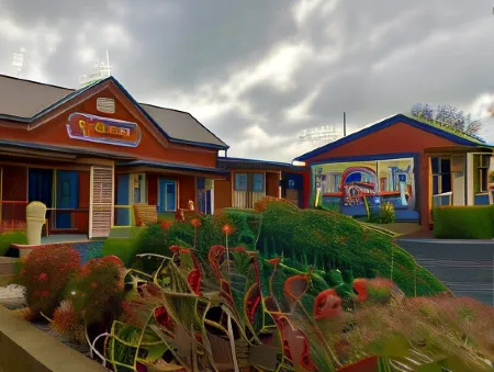 Sheffield Motor Inn Отели рядом с достопримечательностью «Тасмазия & Виллидж Оф Лоуэр Крекпот»