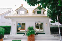 Villa Excellance Beach and Wave Pool Resort Hotels in Tanza