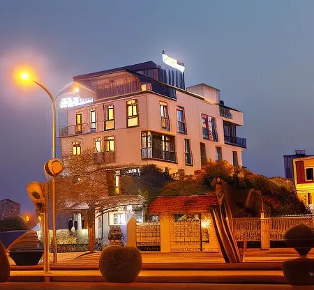 F & F Hotel