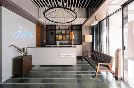 Herb Art Hotel Отели рядом с достопримечательностью «Zhengbin Fishing Harbor»