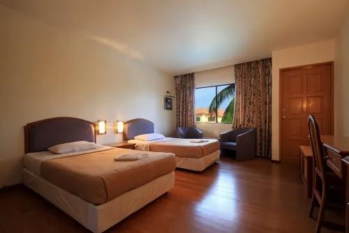 Seri Indah Resort Hotels in Kuala Ibai