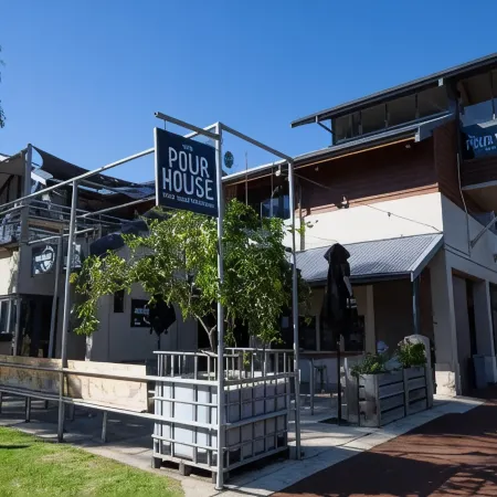 Dunsborough Apartments & Suites