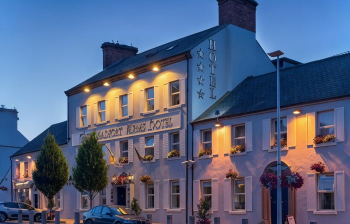 Headfort Arms Hotel
