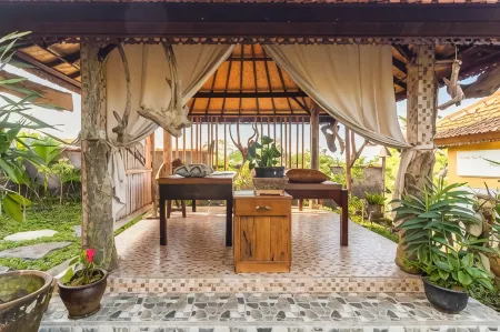 波多克優曼貝都加爾飯店