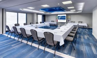 Holiday Inn Express & Suites Mississauga-Toronto Southwest