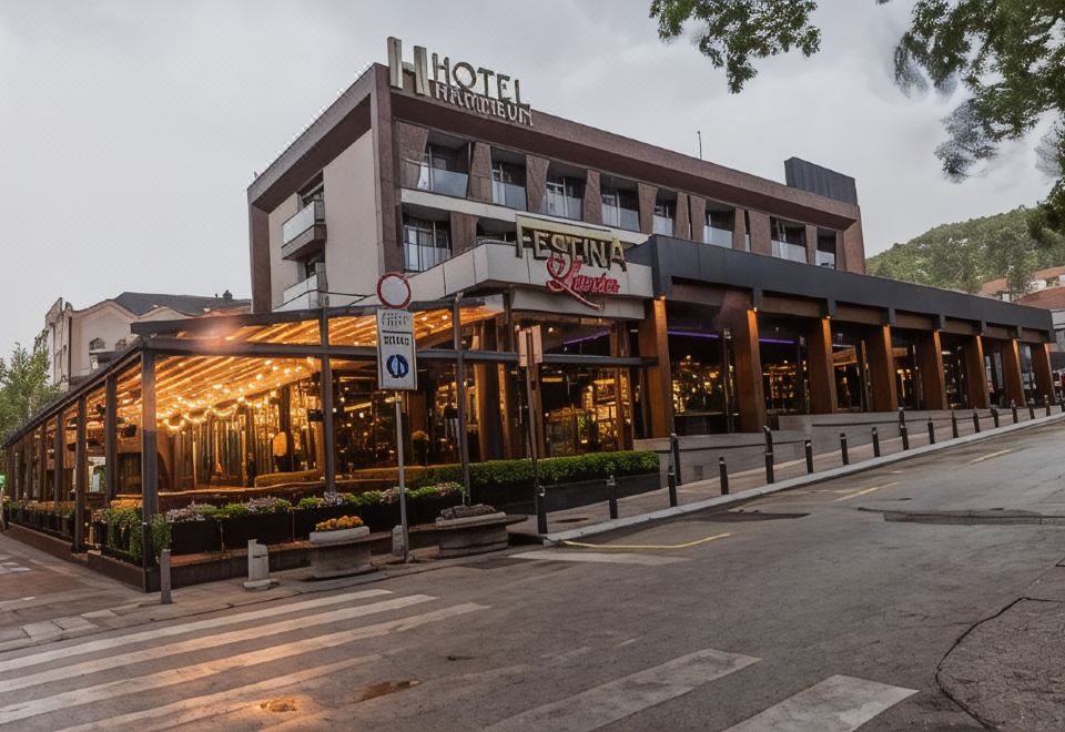 hotel overview picture