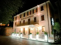 Hotel Panorama Ristorante Hotels in Torri del Benaco