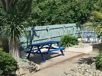 Petite Maison Proche Bourg et à 4km des Plages de Sable Blanc Hotels in Cleder