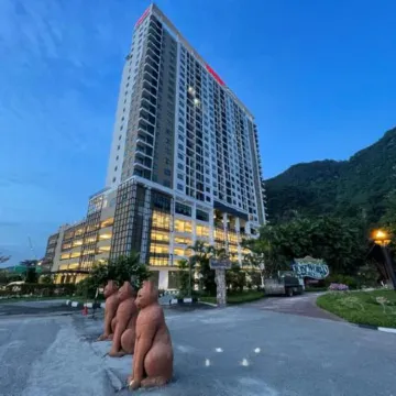 Ipoh Sunway Onsen Suites and Tambun Guesthouse , 3-14Pax 2Parking by Iwh