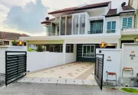Ipoh Sunway Onsen Suites and Tambun Guesthouse , 3-14Pax 2Parking by Iwh