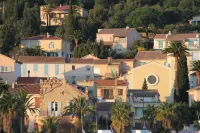 Anglade Hotel