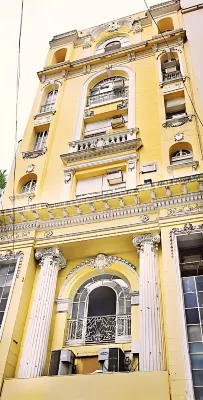 ソーラー セントロ のホテル