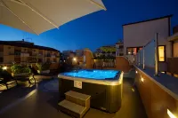 Artemis Hotel