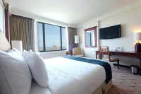Aryaduta Makassar Hotels near Losari Beach Platform