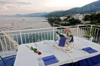 BUE Marino Hotel & Roof Lounge