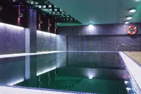 Silken Monumental Naranco - Pools