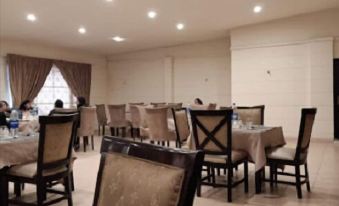 Shelton's Rezidor Swat