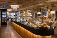 Hotel Goldener Adler - im Sommer Silvretta Premium Card Inkludiert - 朝食