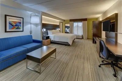 Holiday Inn Express & Suites Troy Hotels near Andy's Garden