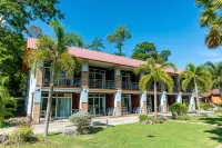 Khaosok Rainforest Resort