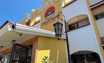 Suites Cancun Center