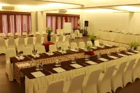 Kampung Sampireun Resort & Spa Hotels in Samarang