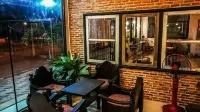 Chinawat Hotel Hotels in Kong Krailat