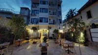 PATRON HOTEL