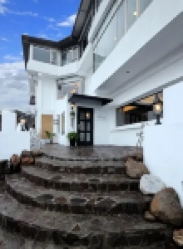 Good Time B&B Hotels near Houtong Train Station