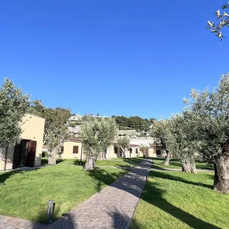 Resort Petrasia Отели в г. Вибонати