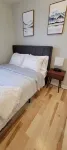 Little downtown gem with parking Hotel dekat University of Vermont