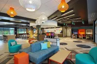 Tru by Hilton Meridian