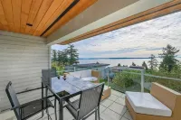3 BR Seaside Bliss-Close to the beach-OCEAN VIEW!