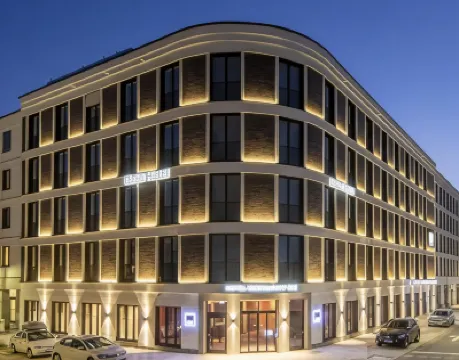 Qube Hotel Bahnstadt Hotels near Bahnstadt