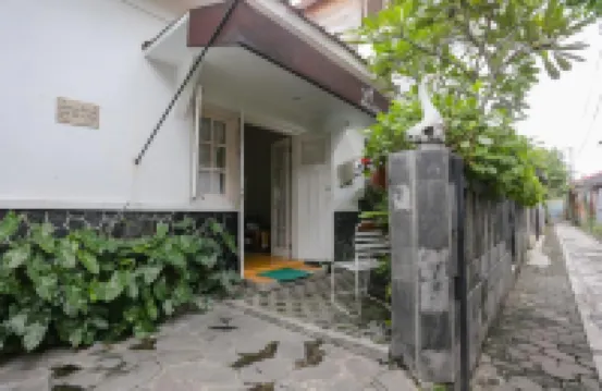 Comfy Room Syariah Near Kraton Jogja